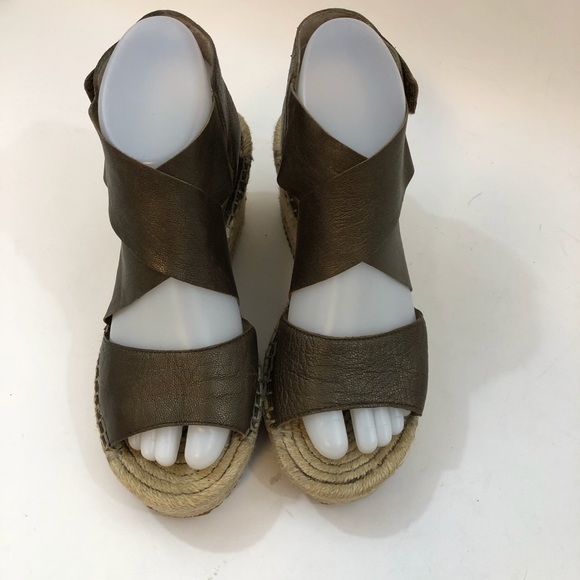 Sold - Picture 4 of 8